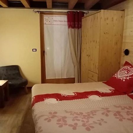 Willa Casa Vacanza Il Granaio La Thuile Zewnętrze zdjęcie